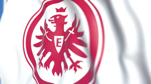 Bandeira voadora com logotipo do clube de futebol Eintracht Frankfurt, close-up. Renderização 3D editorial — Fotografia de Stock