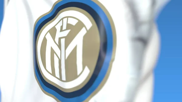 Flying Flag med Inter Milan Football Club logo, närbild. Redaktionell 3D-rendering — Stockfoto