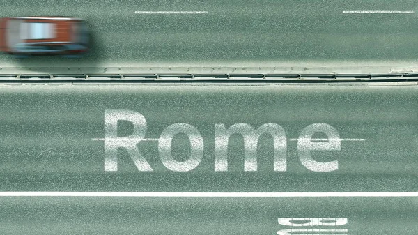 Uppifrån och ned på motorvägen med avslöjande Rom text. Körning i Italien 3D-rendering — Stockfoto