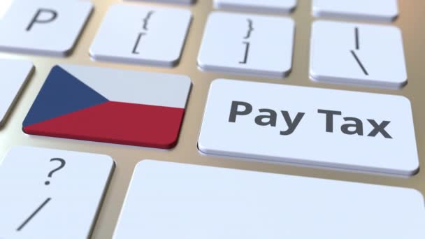 コンピュータのキーボードのボタンにチェコ共和国の税金のテキストとフラグを支払います。課税関連の概念3Dアニメーション — ストック動画