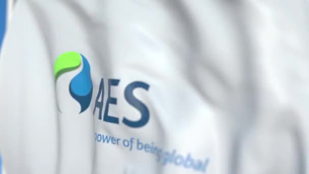 Bandeira voadora com logotipo da Aes Corporation, close-up. Editorial loopable animação 3D — Vídeo de Stock