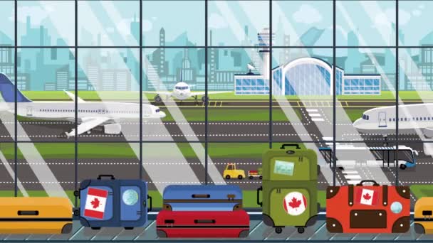 Maletas con pegatinas de bandera de Canadá en el carrusel de equipaje en el aeropuerto. animación de dibujos animados loopable relacionados con el turismo canadiense — Vídeo de stock