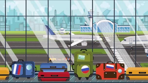 Bagage met Russische vlag stickers op Bagage carrousel in de luchthaven. Toerisme in Rusland conceptuele loop bare cartoon animatie — Stockvideo