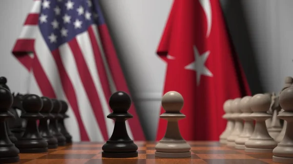 Banderas de Estados Unidos y Turquía detrás del tablero de ajedrez. El primer peón se mueve al principio del juego. Rivalidad política representación 3D conceptual — Foto de Stock