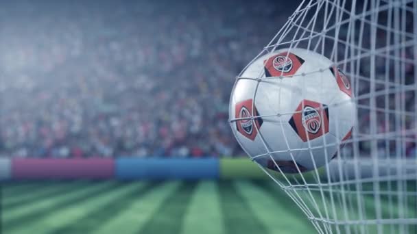 FC Shakhtar Donetsk logotipo del club de fútbol en la pelota en la red de fútbol. Animación conceptual editorial 3D — Vídeos de Stock