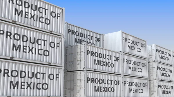 Contenedores con texto PRODUCTO DE MÉXICO en un terminal de contenedores, renderizado 3D — Foto de Stock