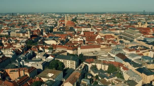 Aerial establishing shot of Munich, the capital of Bavaria. Germany — Stock Video
