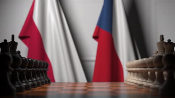 Bandiere della Polonia e della Repubblica Ceca dietro pedine sulla scacchiera. Gioco di scacchi o rivalità politica relativi animazione 3D — Video Stock