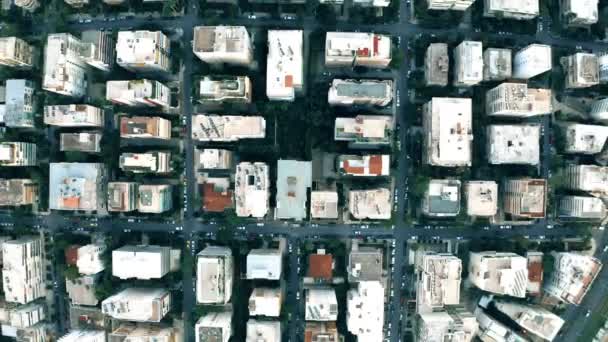 Aerial top down shot of streets and buildings pattern in Athens, Grecja — Wideo stockowe