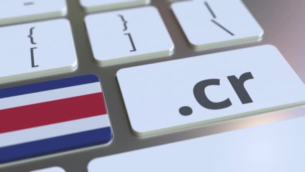 Domínio .cr e bandeira da Costa Rica nos botões do teclado do computador. Animação 3D relacionada à internet nacional — Vídeo de Stock