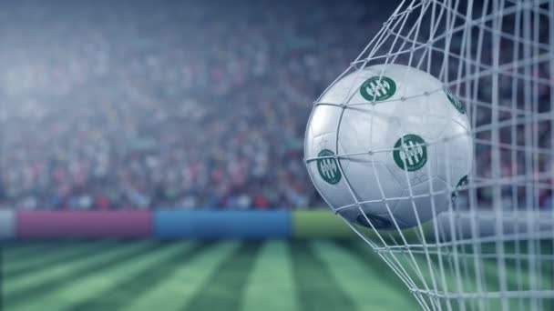 Balle avec logo du club de football AS Saint Etienne frappe filet de but de football. Animation 3D éditoriale conceptuelle — Video