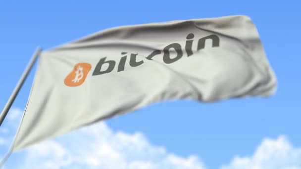 Bandera ondeante con logotipo de bitcoin, vista de ángulo bajo. Animación Loopable realista en cámara lenta 3D — Vídeos de Stock