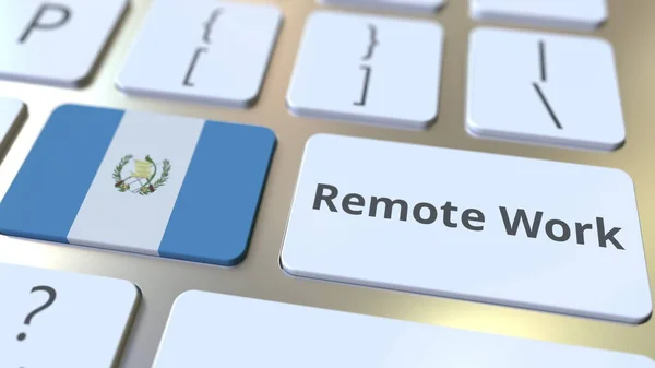 Bilgisayar klavyesinde Guatemala 'nın uzaktan kumandalı mesajı ve bayrağı. Telekomünikasyon ya da tele-iş ilişkili kavramsal 3B oluşturma — Stok fotoğraf