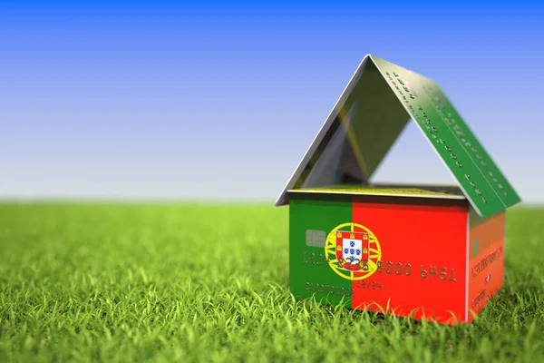 포르투갈의 국기가 잔디에 있는 은행 카드 하우스에 걸려 있습니다. 모기지 관련 3 차원 렌더링 — 스톡 사진