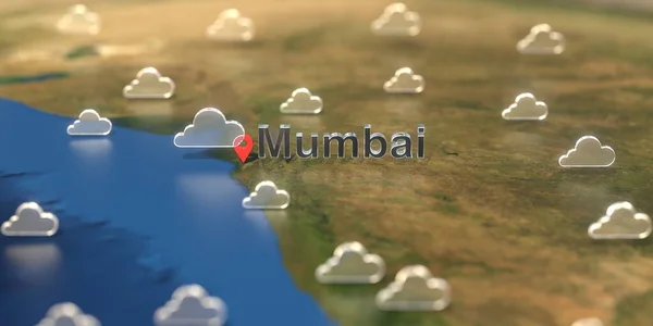 Mumbai cidade e ícone do tempo nublado no mapa, previsão do tempo relacionada renderização 3D — Fotografia de Stock