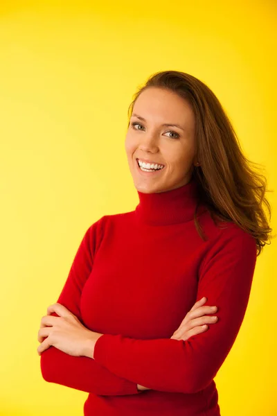 Creaqtive Retrato Una Hermosa Joven Caucásica Feliz Mujer Lana Roja —  Fotos de Stock