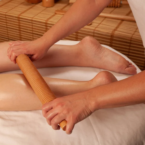 Beautiful Young Woman Having Maderotherapy Massage Treatment Spa Salon Wellness — Stock Photo, Image