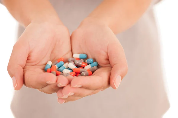 Vrouw Handen Met Bos Van Medische Pillen Geïsoleerd Witte Achtergrond — Stockfoto