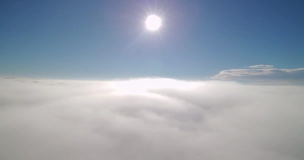 Vista Aérea Céu Azul Sol Acima Das Nuvens — Vídeo de Stock