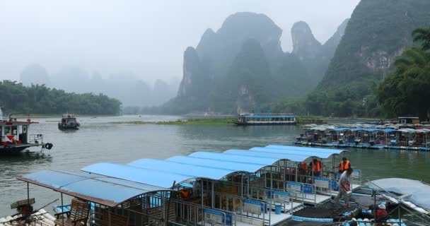 Річки Xingping Гуйлінь Кнр Xingping Місто Північному Гуансі Китай — стокове відео