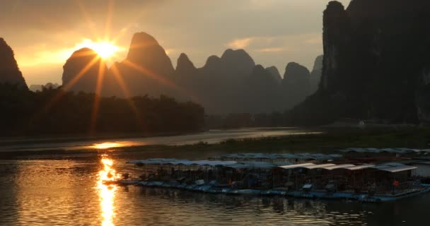 Pôr Sol River Xingping Guilin China Xingping Uma Cidade Guangxi — Vídeo de Stock