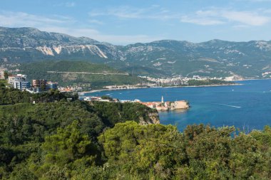 Budva Riviera kalenin tarihi kent gözlem güverteden panoramik manzaralı. Budva. Karadağ.
