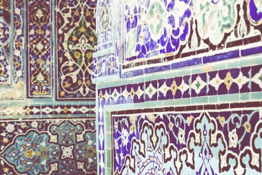 Ayrıntı, tarihsel Kutsal Mezarlık Şahi Zinda Semerkand, Özbekistan'a cephe.