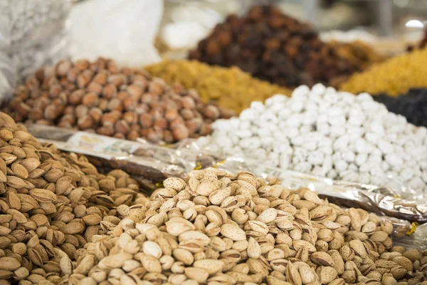 Trockenfrüchte Und Nüsse Auf Dem Lokalen Lebensmittelmarkt Taschkent Usbekistan — Stockfoto