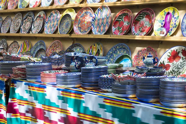 Plates Pots Street Chorsu Bazaar City Tashkent Uzbekistan — Stock Photo, Image