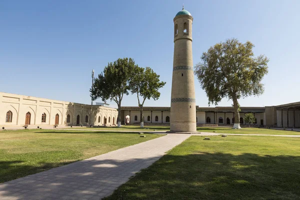 Cami Cuma Camii Mimari Topluluğu Bahçe Ortasında Minare Kokand Içinde — Stok fotoğraf