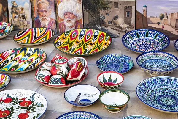 Bukhara Uzbekistan September 2018 Plates Pots Street Market City Khiva — Stock Photo, Image