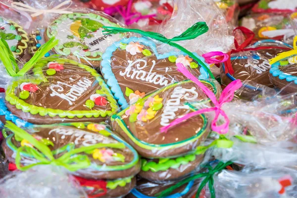 Souvenir Och Pepparkakor Olika Former Den Traditionella Marknaden Krakow Polen — Stockfoto