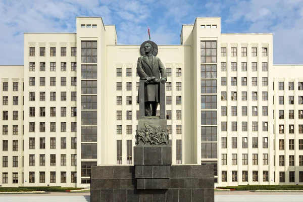 Mińsk Białoruś Września 2018 Pomnik Lenina Pobliżu Domu Rządu Republiki — Zdjęcie stockowe