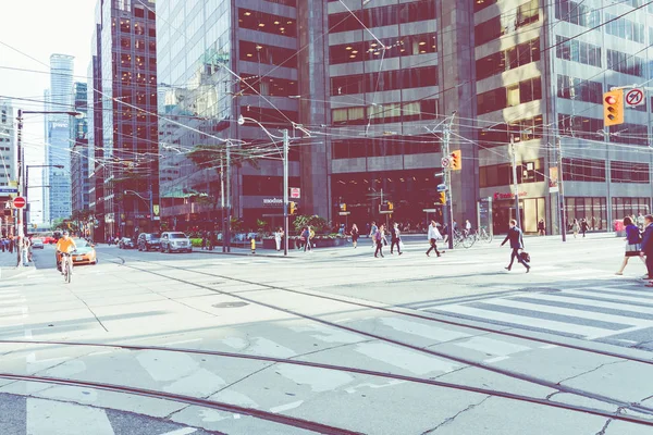 Toronto Canada September 2018 Rush Hour Attoronto Busiest Intersections Financial — Stock Photo, Image