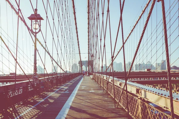Vintage Kolor Widzenia Brooklyn Bridge Szczegółowo Dźwigarów Obsługa Kabli Panoramę — Zdjęcie stockowe