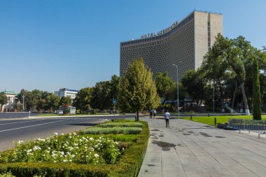 Taşkent, Özbekistan - 22 Ağustos 2018: Özbekistan otel binası, ilk beş yıldızlı otel şehrin. Başkenti ve en büyük şehri Özbekistan Taşkent olduğunu.