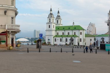 Minsk, Beyaz Rusya - 11 Eylül 2018: Katedrali Minsk - kilise Beyaz Rusya ve sembol, sermaye Kutsal Ruh'un. Ünlü dönüm noktası