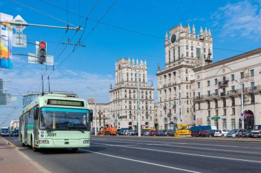 Minsk, Beyaz Rusya - 11 Eylül 2018: Minsk merkezi bir bakış. İstasyon Meydanı. Minsk. Belarus.