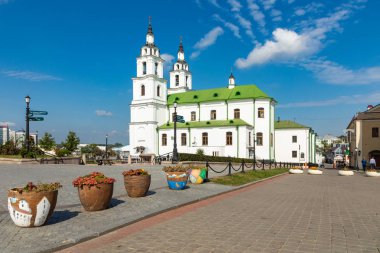 Minsk, Beyaz Rusya - 11 Eylül 2018: Katedrali Minsk - kilise Beyaz Rusya ve sembol, sermaye Kutsal Ruh'un. Ünlü dönüm noktası