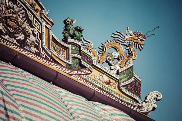 Detailní Pohled Draků Citadela Císařského Města Purple Zakázané Město Hue — Stock fotografie