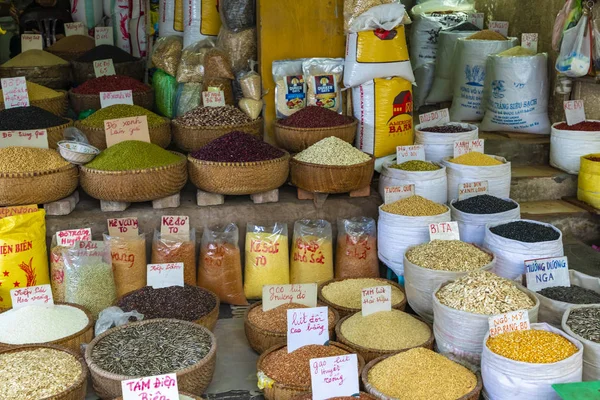Diverse Specerijen Kruiden Traditionele Straatmarkt Hanoi Kruiden Achtergrond Vietnamees Specerijen — Stockfoto
