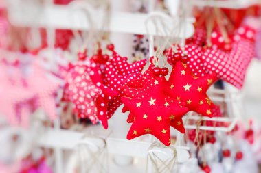 Geleneksel Noel süsleri. Seçici odak.