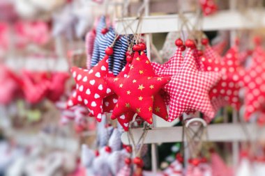 Geleneksel Noel süsleri. Seçici odak.