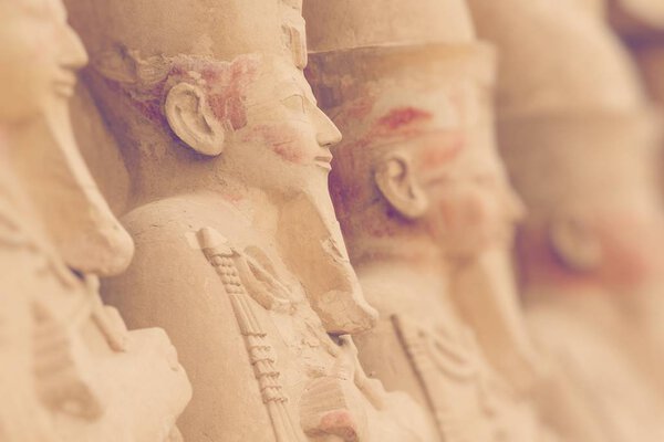 Великий храм Хатшепсут в Египте. Селективный фокус
.