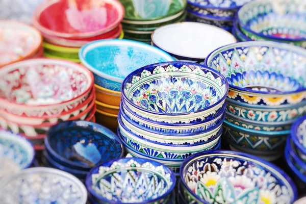 Plates Pots Street Market Uzbekistan Selective Focus — Stock Photo, Image