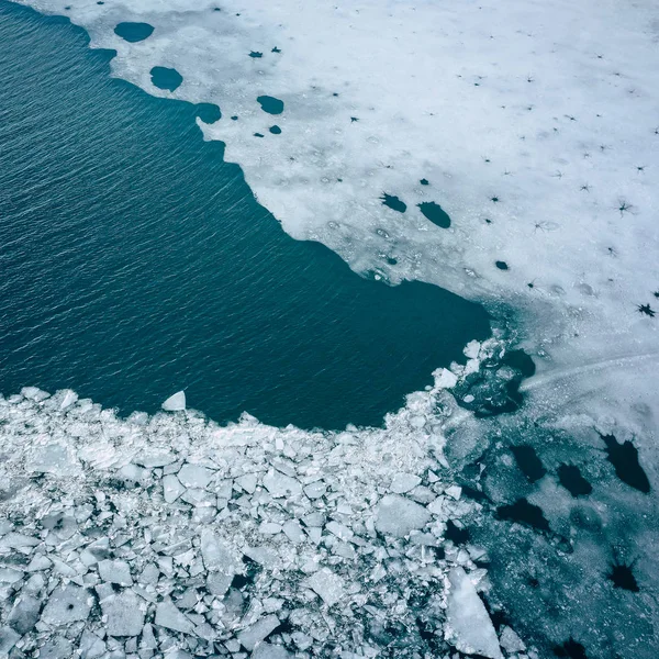 Lagoa Glaciar Com Icebergs Cima Vista Aérea Gelo Rachado Vista — Fotografia de Stock