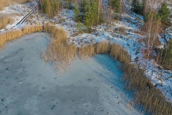 Donmuş Gölün Havadan Görünümü Kış Manzarası Kış Harikalar Diyarı Yukarıda — Stok fotoğraf