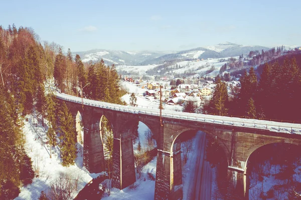 Paisagem Inverno Nas Montanhas Silesianas Beskids Viaduto Railwai Wisla Glebce — Fotografia de Stock