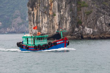 Ha Long Bay, Vietnam - 13 Kasım 2018 Halong Körfezi, Vietnam. Sen