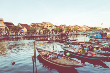 Hoi An, Vietnam - 21 Kasım 2018: Hoian antik kent evleri. 